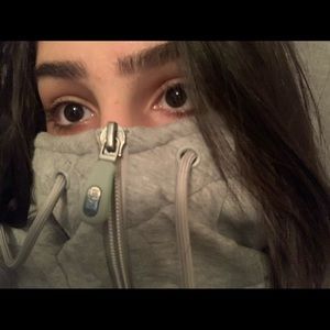 Meet your Posher, Chanel